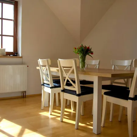 Jespanhill * Nevcehle