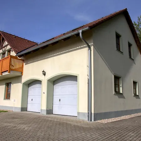 Jespanhill * Nevcehle