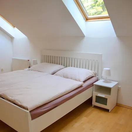 דירה Jespanhill Nevcehle