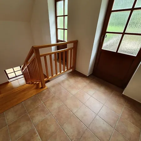 דירה Jespanhill Nevcehle