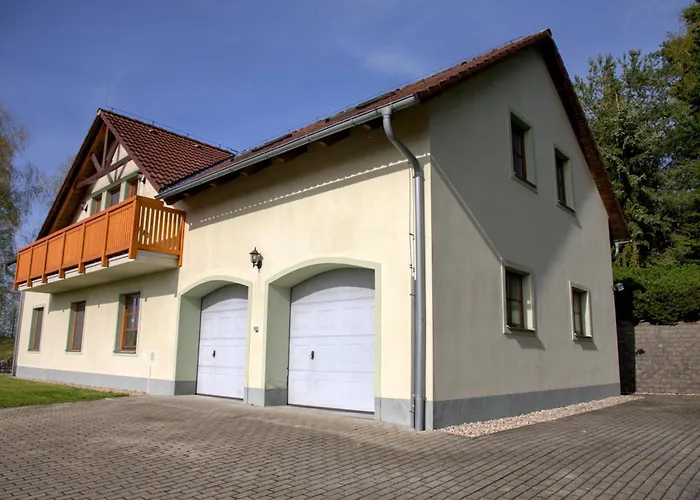 Jespanhill * Nevcehle