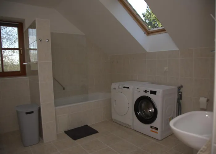 Jespanhill * Nevcehle